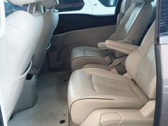 Buick GL8 Land Executive Cabin 652T Luxury - ფოტო 17
