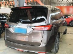 Buick GL8 Land Executive Cabin 652T Luxury - ფოტო 7