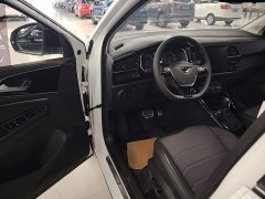 Volkswagen Jetta VS7 Panda Edition 1.4T Automatic Deluxe - ფოტო 12