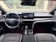Toyota Camry 2024 Hybrid 2.0L HXS Sport Plus - ფოტო 6