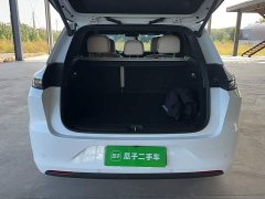 Li Auto L6 Max Smart Refresh Edition - ფოტო 18