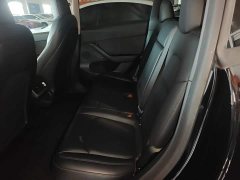 Tesla Model Y Long Range All-Wheel Drive - ფოტო 17