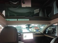 Tesla Model Y Long Range All-Wheel Drive - ფოტო 18