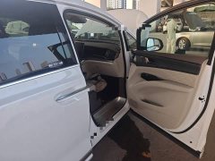 Denza BYD Denza D9 2022 DM-i 1040 Premium - ფოტო 18