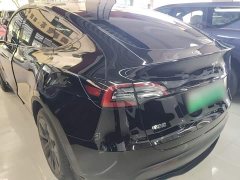 Tesla Model Y Rear-Wheel Drive - ფოტო 5
