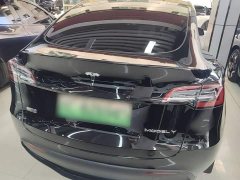 Tesla Model Y Rear-Wheel Drive - ფოტო 6