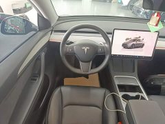 Tesla Model Y Rear-Wheel Drive - ფოტო 11