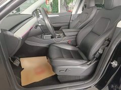 Tesla Model Y Rear-Wheel Drive - ფოტო 15