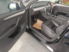 Tesla Model Y Rear-Wheel Drive - ფოტო 16
