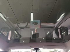 Tesla Model Y Rear-Wheel Drive - ფოტო 18