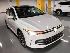 Volkswagen Golf 300TSI Pro - ფოტო 4