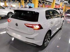 Volkswagen Golf 300TSI Pro - ფოტო 7