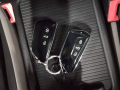 Volkswagen Golf 300TSI Pro - ფოტო 9