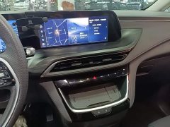 Buick GL8 New Energy Lusang Respect Edition - ფოტო 13
