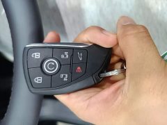 Buick GL8 New Energy Lusang Respect Edition - ფოტო 9