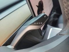 Tesla Model Y Rear-Wheel Drive - ფოტო 14