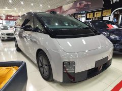 Li Auto Li Xiang MEGA Ultra - ფოტო 4