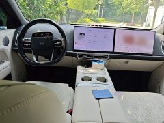 Li Auto L6 Pro - ფოტო 13