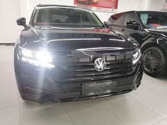 Volkswagen Touareg 3.0TSI Rui Xiang Edition Obsidian Black Sport Package - ფოტო 3