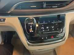 Buick GL8 2021 Land Business Class 652T Luxury - ფოტო 14