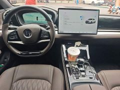 BYD 2022 Han DM-i 121KM Honor Edition - ფოტო 14