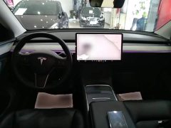 Tesla Model Y Rear-Wheel Drive - ფოტო 10