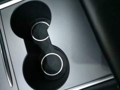 Tesla Model Y Rear-Wheel Drive - ფოტო 9