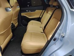 Changan UNI-K 2.0T All-Wheel Drive Premium - ფოტო 17
