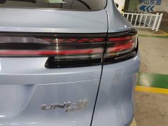 Changan UNI-K 2.0T All-Wheel Drive Premium - ფოტო 8