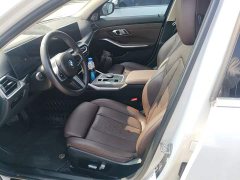 BMW 3 Series 325i M Sport Package - ფოტო 11