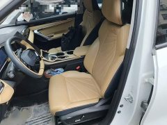 Geely Boyue L 1.5TD DCT Luxury - ფოტო 8