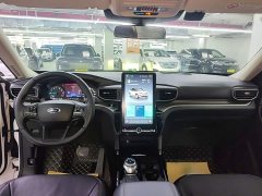 Ford Explorer 2020 EcoBoost 285 AWD Fashion 7-Seater - ფოტო 10