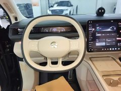 NIO ES8 2026 Six-Seat Executive Signature Edition - ფოტო 11