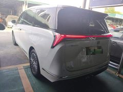 Buick GL8 New Energy Luxe Premium 7-Seater - ფოტო 5