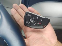 Buick GL8 New Energy Luxe Premium 7-Seater - ფოტო 9