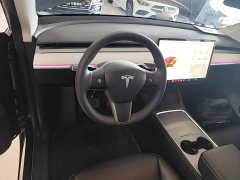 Tesla Model Y Rear-Wheel Drive - ფოტო 11