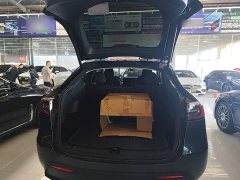 Tesla Model Y Rear-Wheel Drive - ფოტო 19
