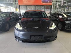 Tesla Model Y Rear-Wheel Drive - ფოტო 3