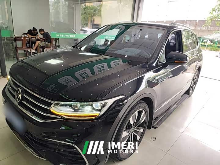 Volkswagen Tiguan L 330TSI Automatic FWD R-Line Comfort Edition