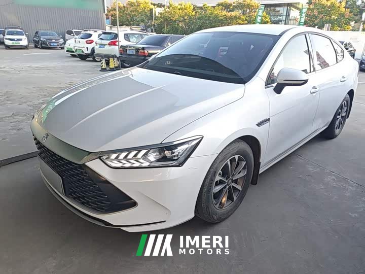 BYD Qin PLUS Glory Edition DM-i 55KM Leading