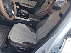 BYD Qin PLUS Glory Edition DM-i 55KM Leading - ფოტო 15