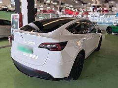Tesla Model Y Rear-Wheel Drive - ფოტო 7