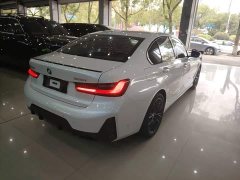 BMW 3 Series 325i M Sport Night Edition Package - ფოტო 12