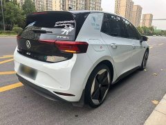 Volkswagen ID.3 Pro Intelligent Edition - ფოტო 17