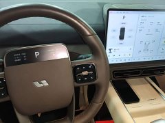 Li Auto Li Xiang MEGA 2024 Ultra - ფოტო 14