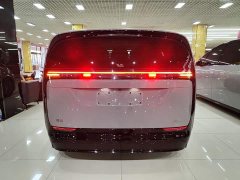 Li Auto Li Xiang MEGA 2024 Ultra - ფოტო 6