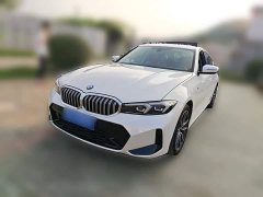 BMW 3 Series 2023 320i M Sport Package - ფოტო 1