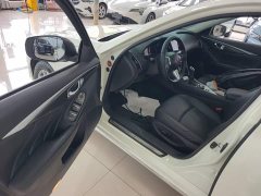 Infiniti Q50L 2018 2.0T Comfort Edition National VI - ფოტო 16