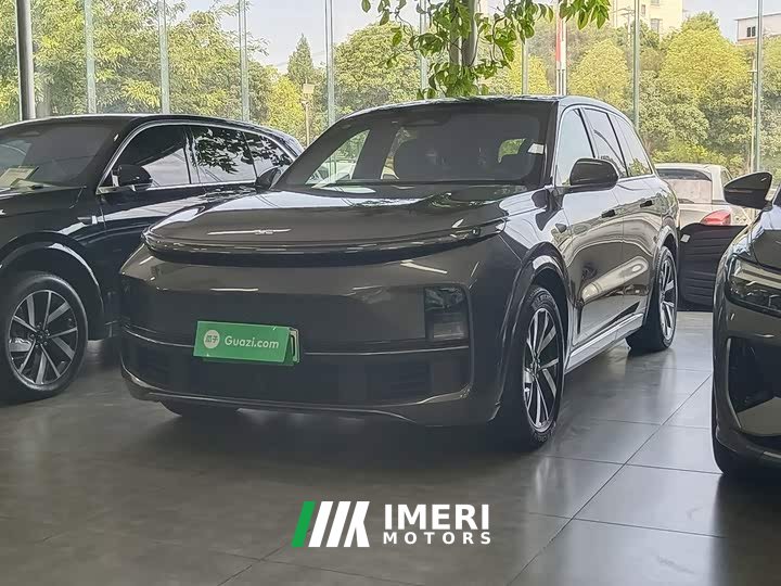 Li Auto L8 Pro - ავტომობილი ჩინეთიდან