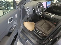 Li Auto L8 Pro - ფოტო 16